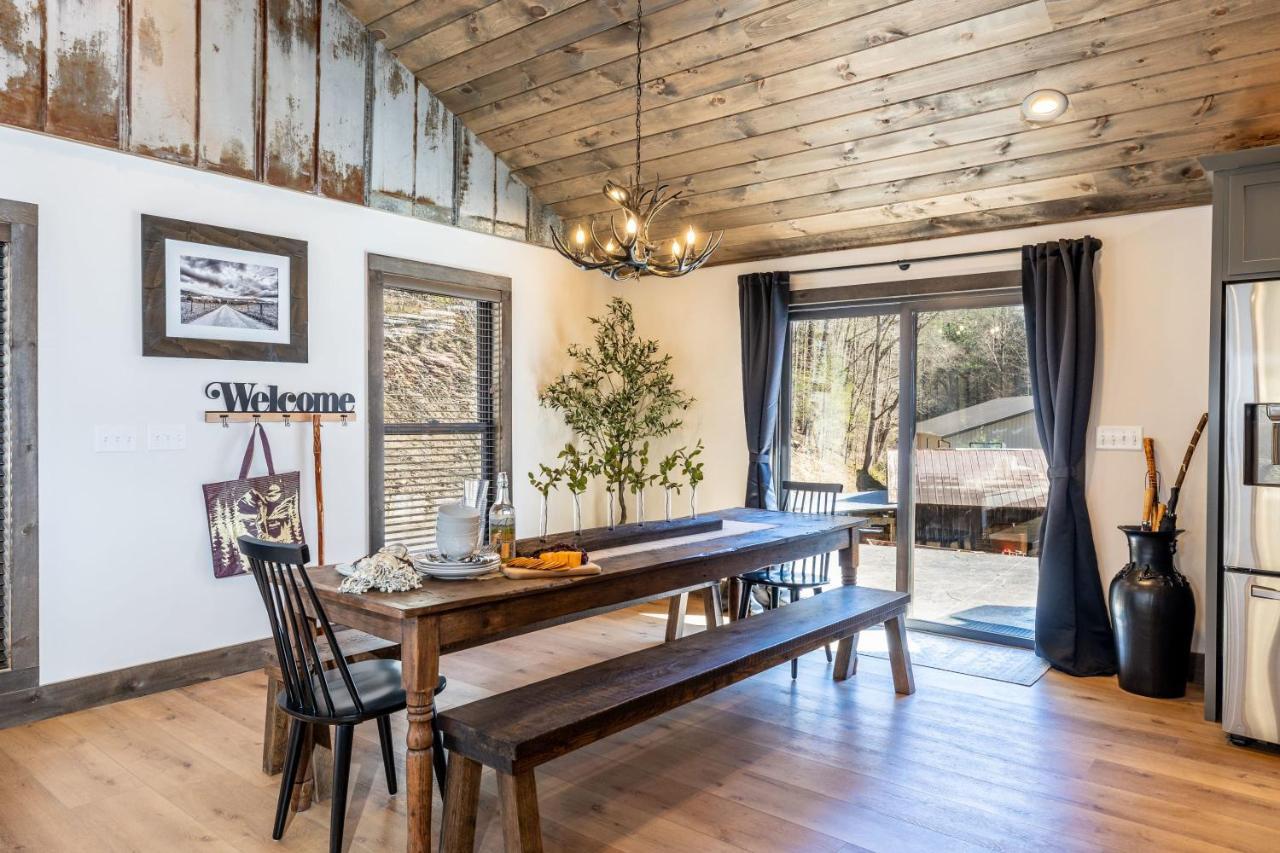 New Rustic Luxe Cabin Billiards Spa Near Gsmnp Townsend Kültér fotó